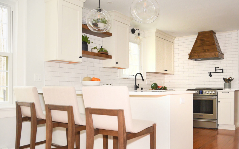 Minimalistic clean kitchen - Simple Classy Updated Interior Design in Monson MA